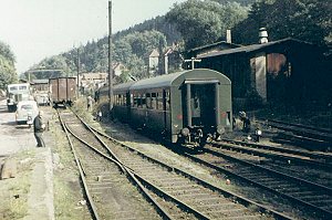 Ausfahrt aus dem Bahnhof.